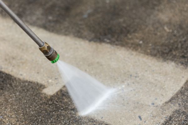 Cost of Garage Floor Power Washing in Sarasota