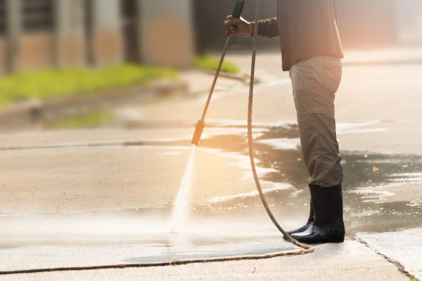 Cost of Residential Concrete Cleaning in Sarasota