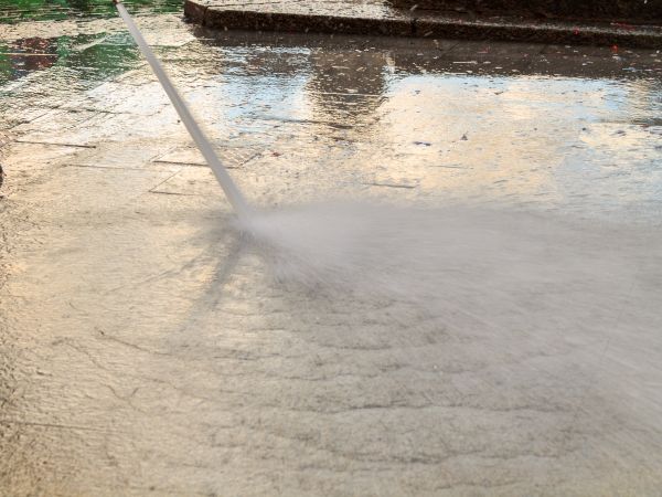 Cost of Pavement Cleaning Service in Sarasota