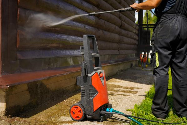 Cost of Wood House Exterior Cleaning in Sarasota
