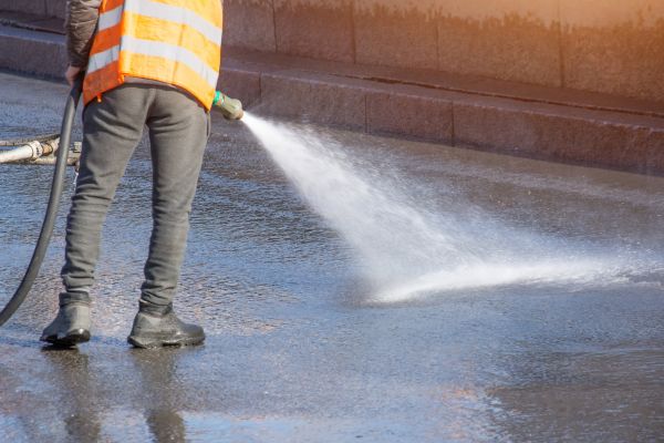 Cost of Asphalt Pressure Washing in Sarasota