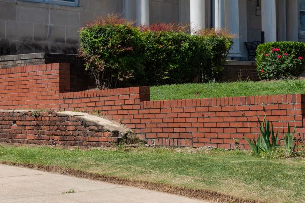 Cost of Retaining Wall Cleaning in Sarasota
