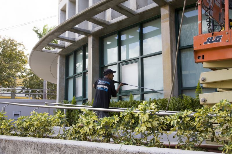 Power Washing Service detail